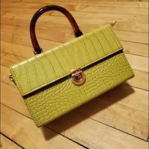 Cute green block style crossbody